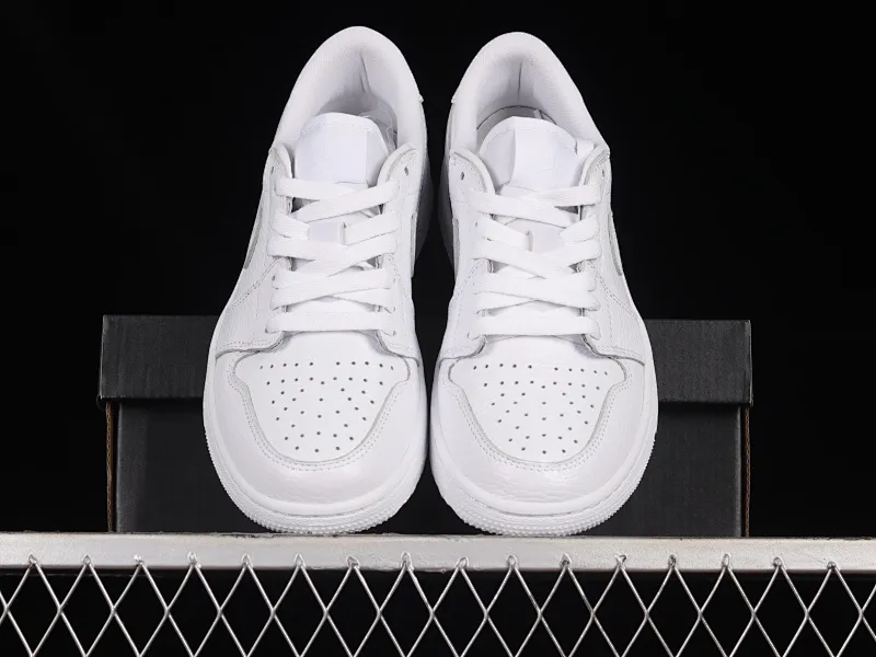 All categories Air Jordan Jordan series basketball shoes Air Jordan 1 Low G version pure original Air Jordan 1 Low Golf "Triple White" AJ1 Joe 1 new golf version all white color DD9315-101
